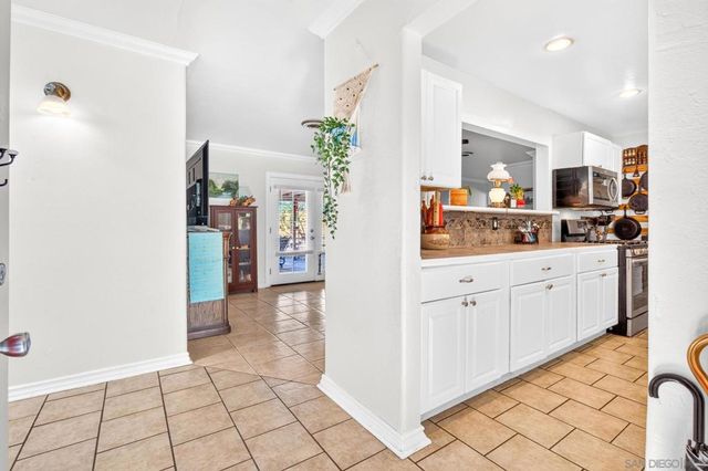 13422 Standish Dr, Poway, CA 92064
