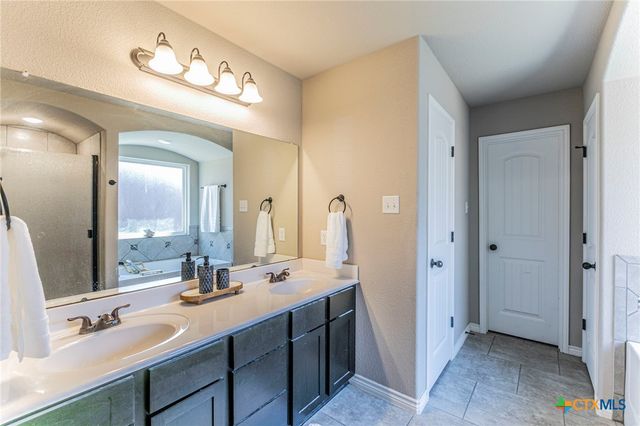 821 Kendra Drive, Temple, TX 76502