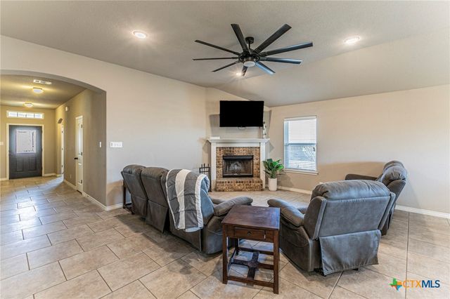 821 Kendra Drive, Temple, TX 76502