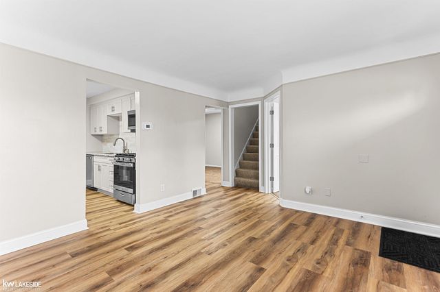 27518 Lasslett Street, Roseville, MI 48066