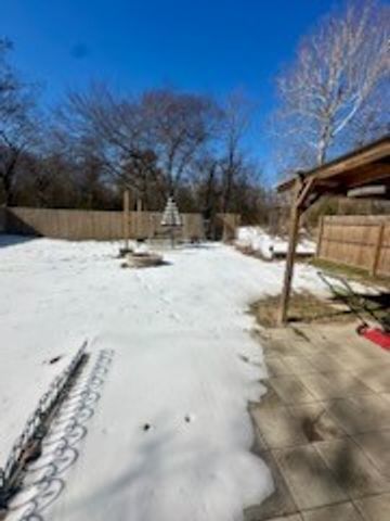 635 NW 11th Street NW, Paris, TX 75460