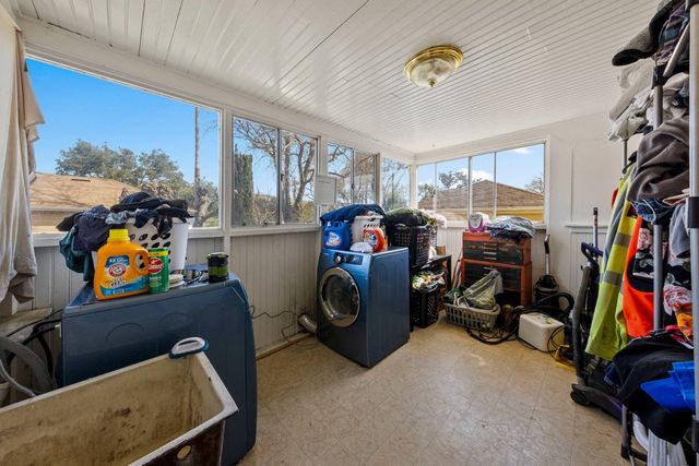 585 Monterey Road, Morgan Hill, CA 95037