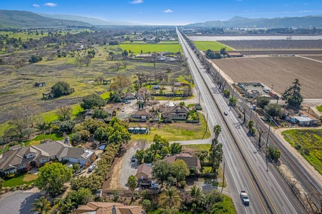 585 Monterey Road, Morgan Hill, CA 95037