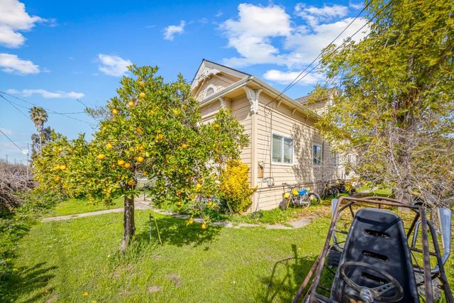 585 Monterey Road, Morgan Hill, CA 95037