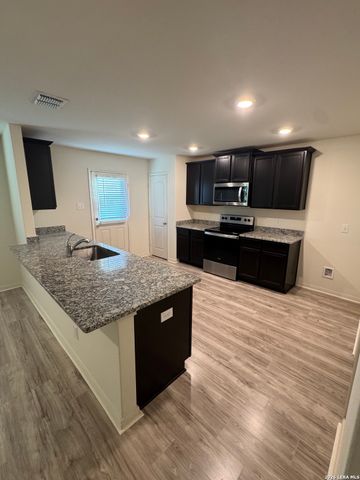 3930 LEIGHTON HBR, Von Ormy, TX 78073