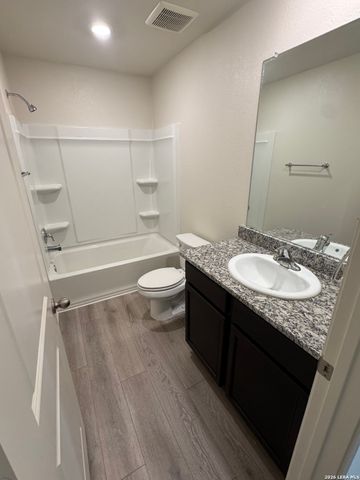 3930 LEIGHTON HBR, Von Ormy, TX 78073