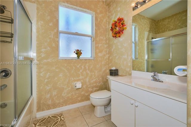 1820 SW 49 Ter, Cape Coral, FL 33914