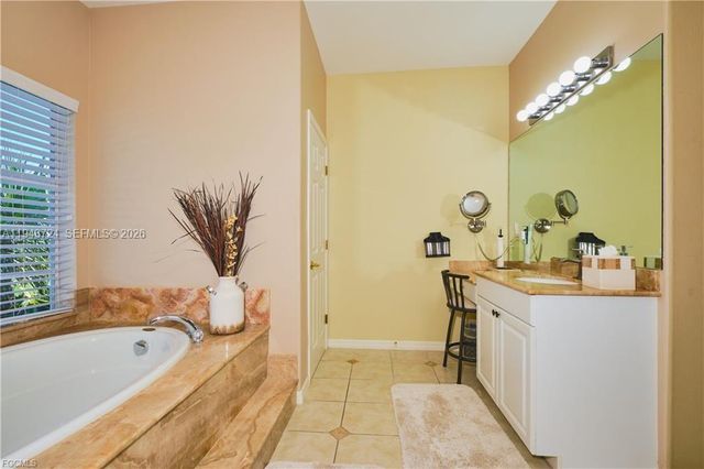 1820 SW 49 Ter, Cape Coral, FL 33914