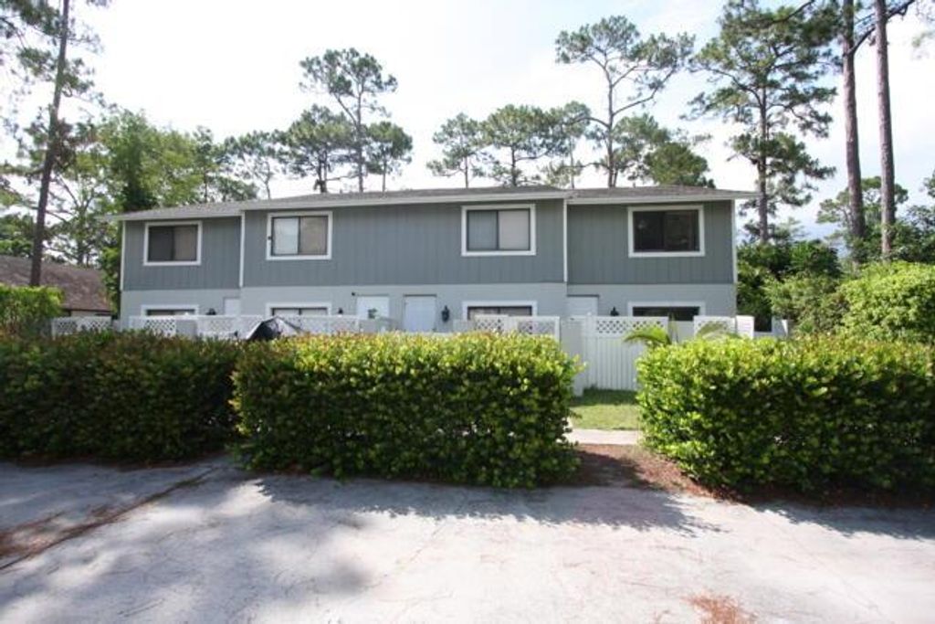 1141 Goldenrod Road, Wellington, FL 33414