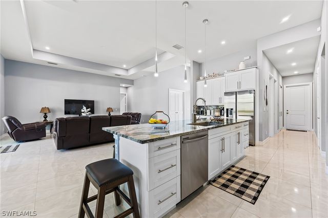 4063 8th AVE NE, Naples, FL 34120