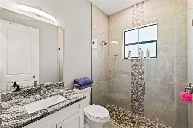 4063 8th AVE NE, Naples, FL 34120