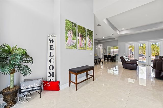 4063 8th AVE NE, Naples, FL 34120