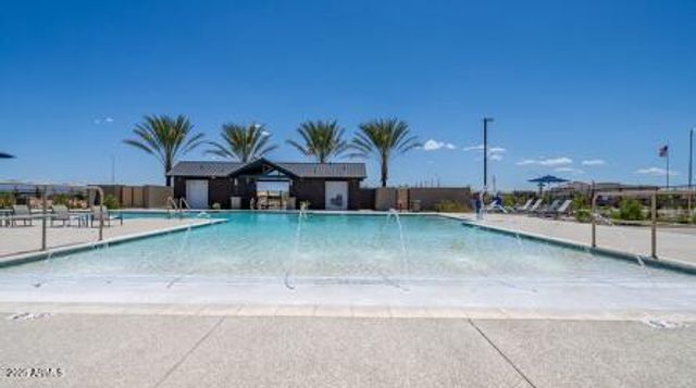 17621 W SOLANO Drive, Litchfield Park, AZ 85340