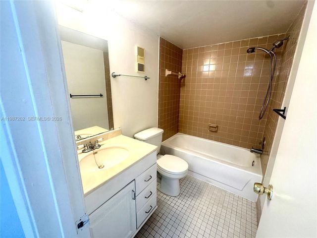 8750 N Sherman Circle 202, Miramar, FL 33025
