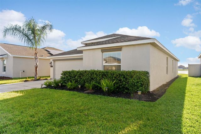 5121 FOUR STRAND COURT, St Cloud, FL 34772