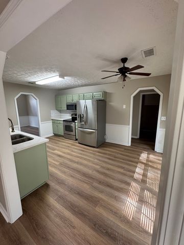 11 Clayton Court, Phenix City, AL 36869