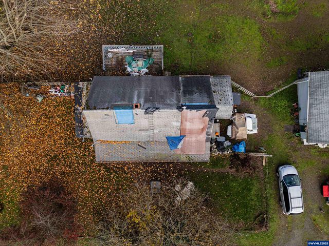 1715 Cascade Dr, Lebanon, OR 97355