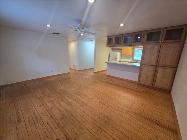 500 Laurel ST, Bastrop, TX 78602