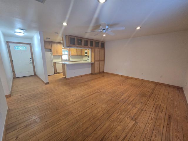 500 Laurel ST, Bastrop, TX 78602