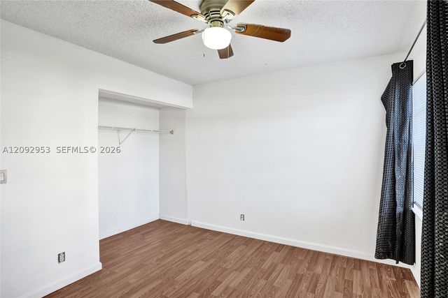 105 Liberty Ct, Deerfield Beach, FL 33442