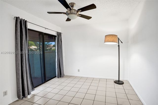 105 Liberty Ct, Deerfield Beach, FL 33442
