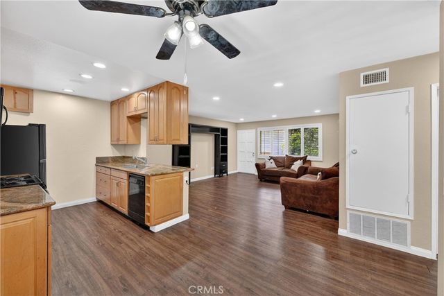 B Cabrillo Park Drive A, Santa Ana, CA 92701