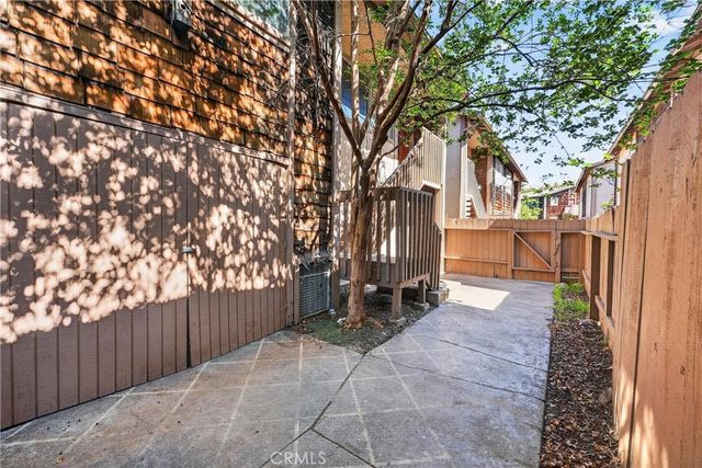 B Cabrillo Park Drive A, Santa Ana, CA 92701