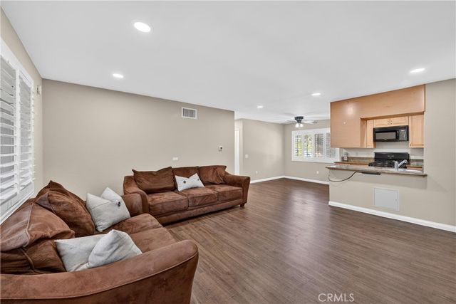 B Cabrillo Park Drive A, Santa Ana, CA 92701