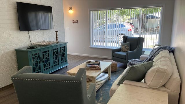 2504 S MILMAR DRIVE, Sarasota, FL 34237