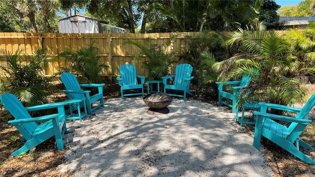 2504 S MILMAR DRIVE, Sarasota, FL 34237