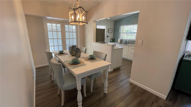 2504 S MILMAR DRIVE, Sarasota, FL 34237