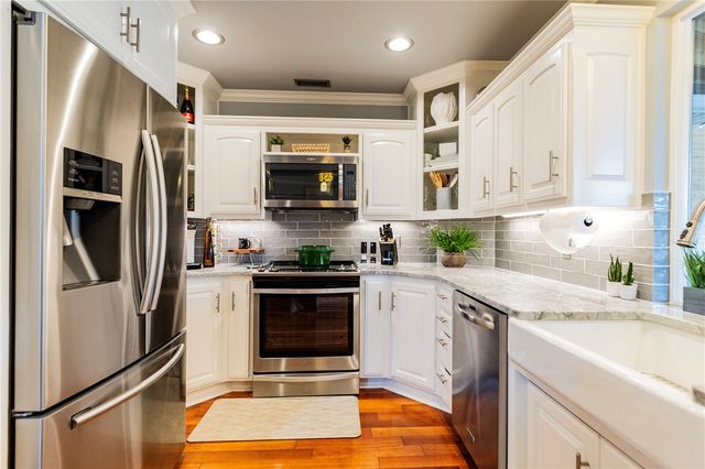 1306 Oriole Avenue, Rogers, AR 72756