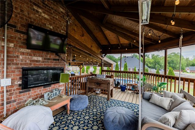 1306 Oriole Avenue, Rogers, AR 72756