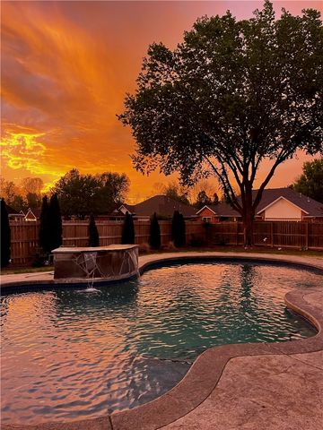 1306 Oriole Avenue, Rogers, AR 72756