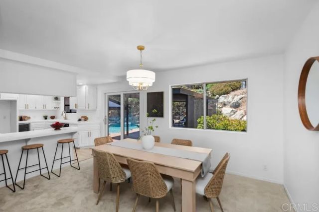 667 Crescent Lane, Vista, CA 92084