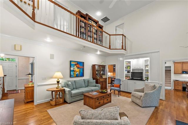 1457 Ridgemere Lane, Winston-salem, NC 27106