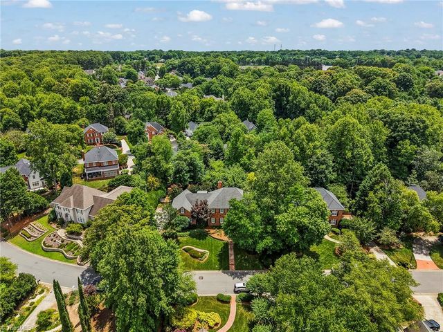 1457 Ridgemere Lane, Winston-salem, NC 27106
