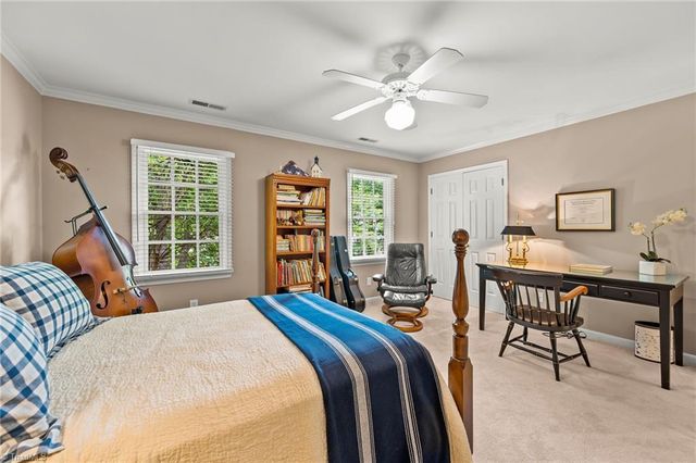 1457 Ridgemere Lane, Winston-salem, NC 27106