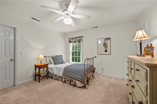 1457 Ridgemere Lane, Winston-salem, NC 27106