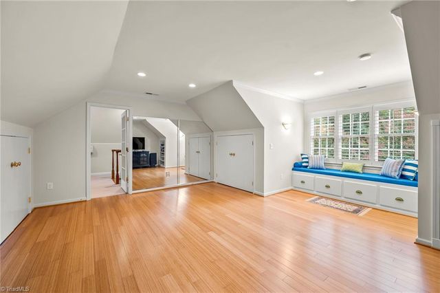 1457 Ridgemere Lane, Winston-salem, NC 27106