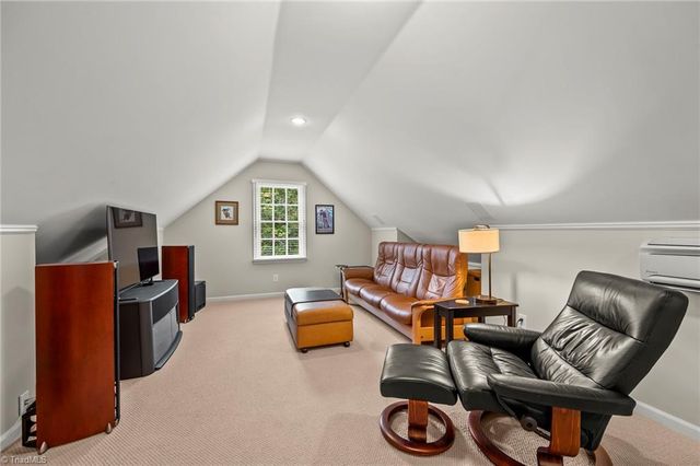 1457 Ridgemere Lane, Winston-salem, NC 27106
