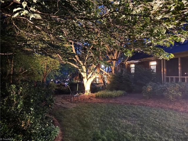 1457 Ridgemere Lane, Winston-salem, NC 27106