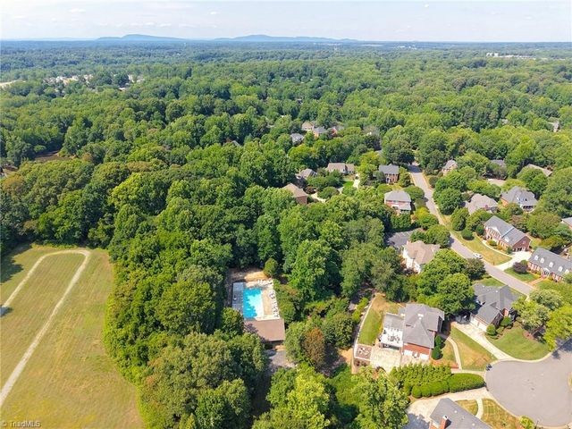 1457 Ridgemere Lane, Winston-salem, NC 27106