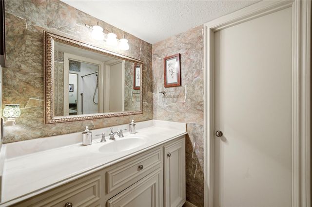 14053 Cashel Forest Drive, Houston, TX 77069