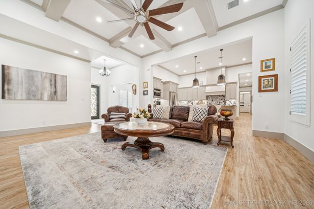 11319 Mary Knox Drive, Beggs, OK 74421