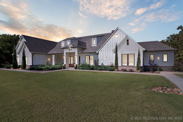 11319 Mary Knox Drive, Beggs, OK 74421