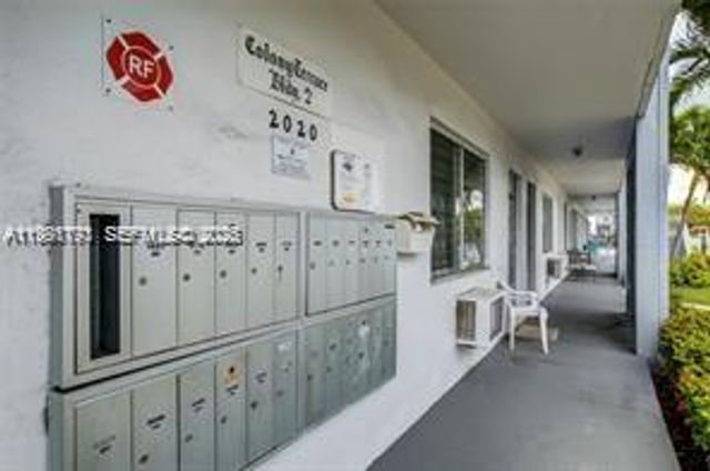 2020 NE 51st Ct 203, Fort Lauderdale, FL 33308