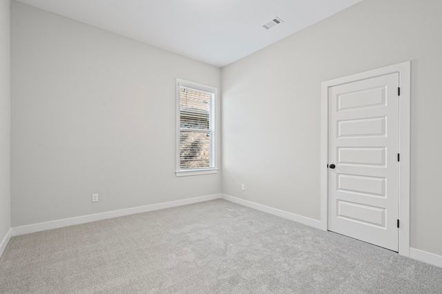 9911 DELPHINIUM DR N, Cordova, TN 38018