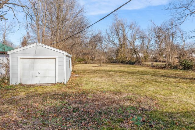 2609 W Brower Street, Springfield, MO 65802