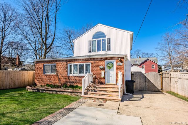 1534 12th Street, West Babylon, NY 11704